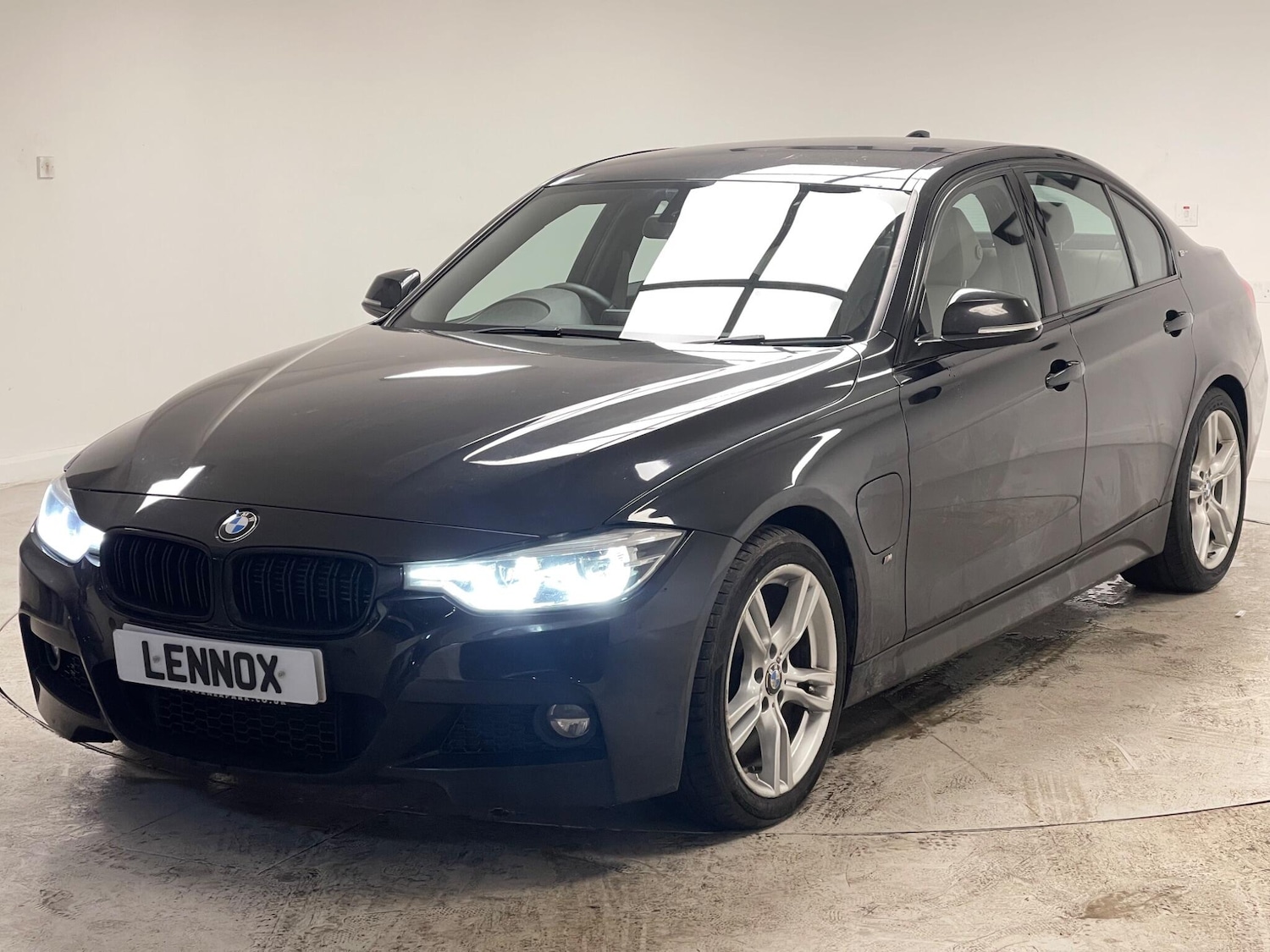 Used BMW 3 Series 2017 for sale - 77305685: Photo 3