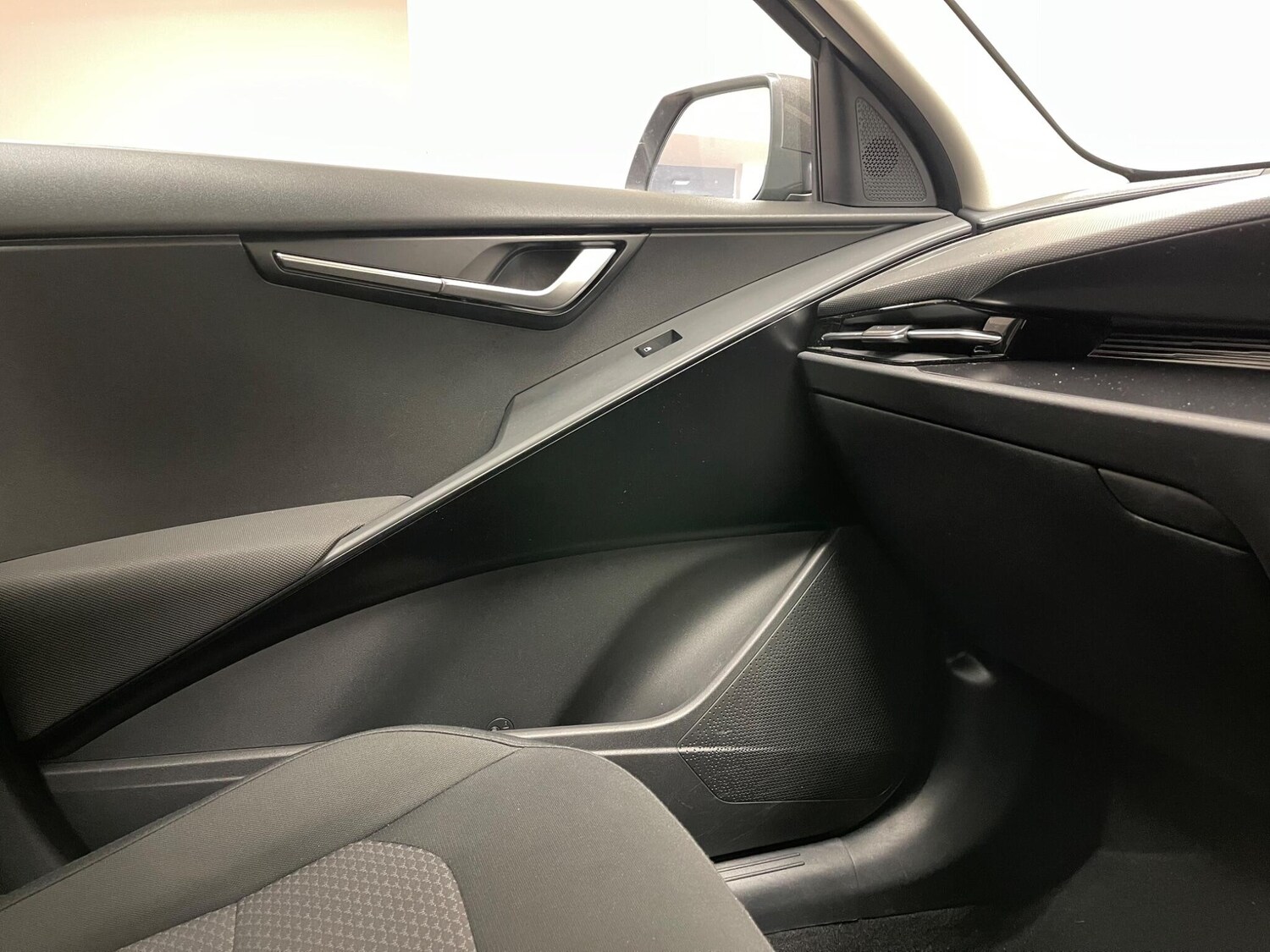 Used Kia Niro for sale - 77497234: Photo 42