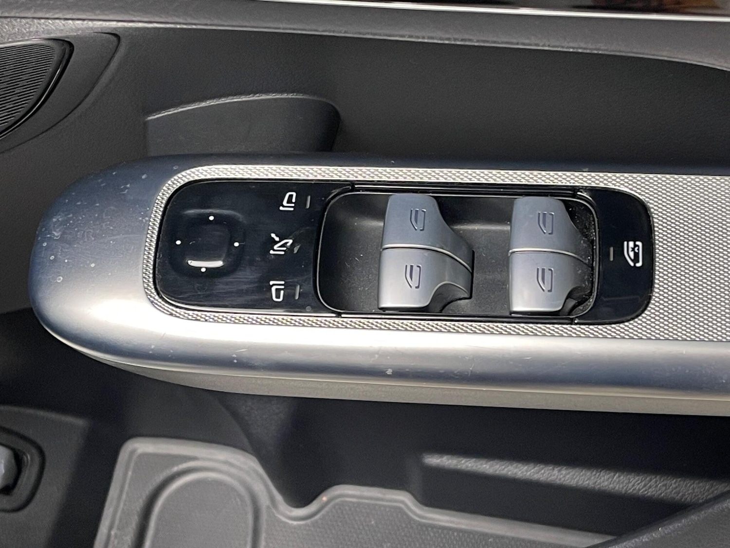 Used Mercedes-Benz GLC 2023 for sale - 76485402: Photo 20