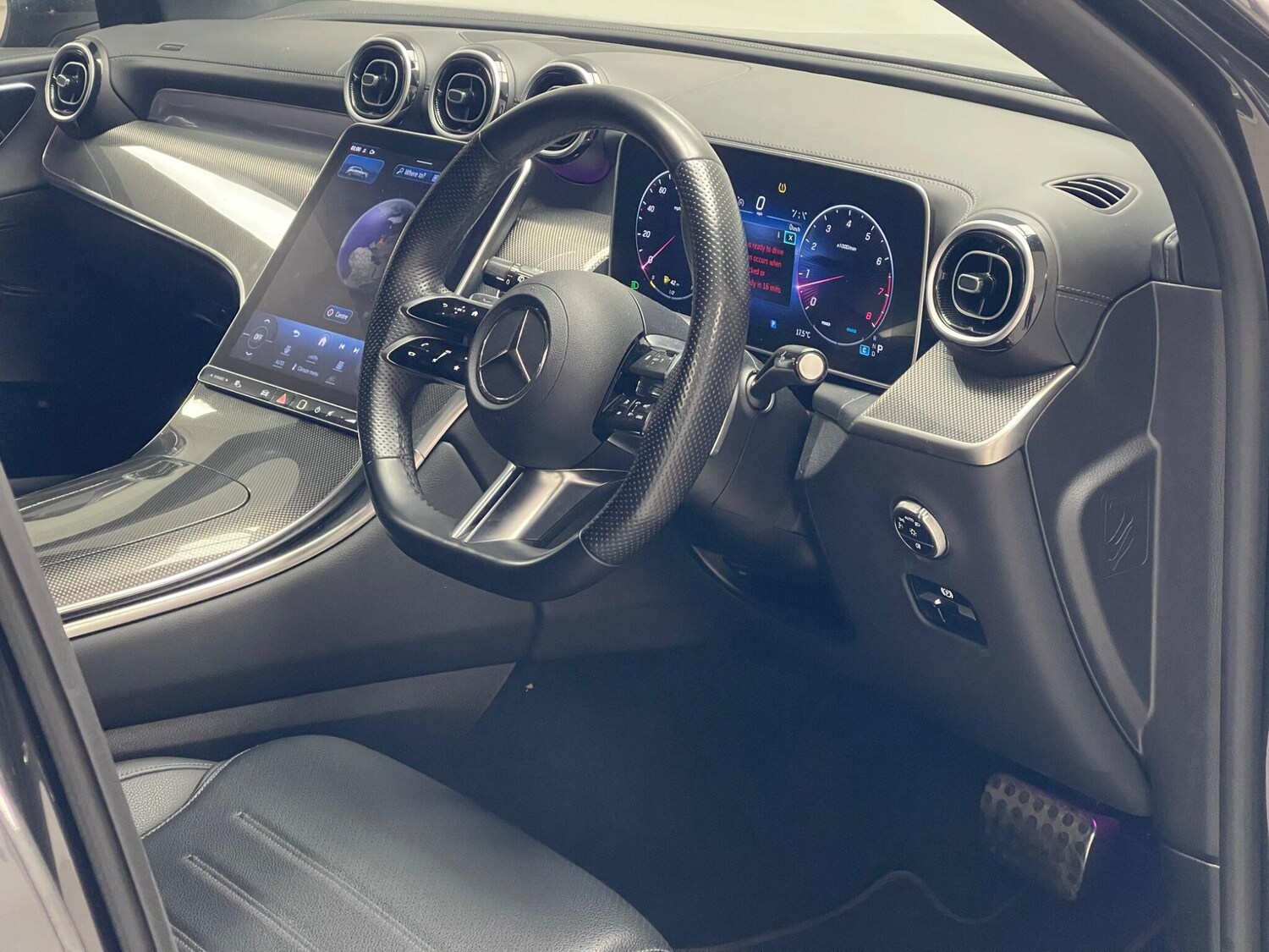 Used Mercedes-Benz GLC 2023 for sale - 76485402: Photo 5