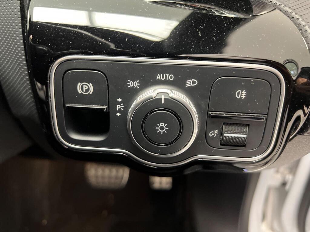 Used Mercedes-Benz A-Class 2022 for sale - 76935889: Photo 13