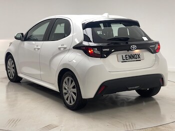 Used Toyota Yaris 2022 for sale - 77268090: Photo