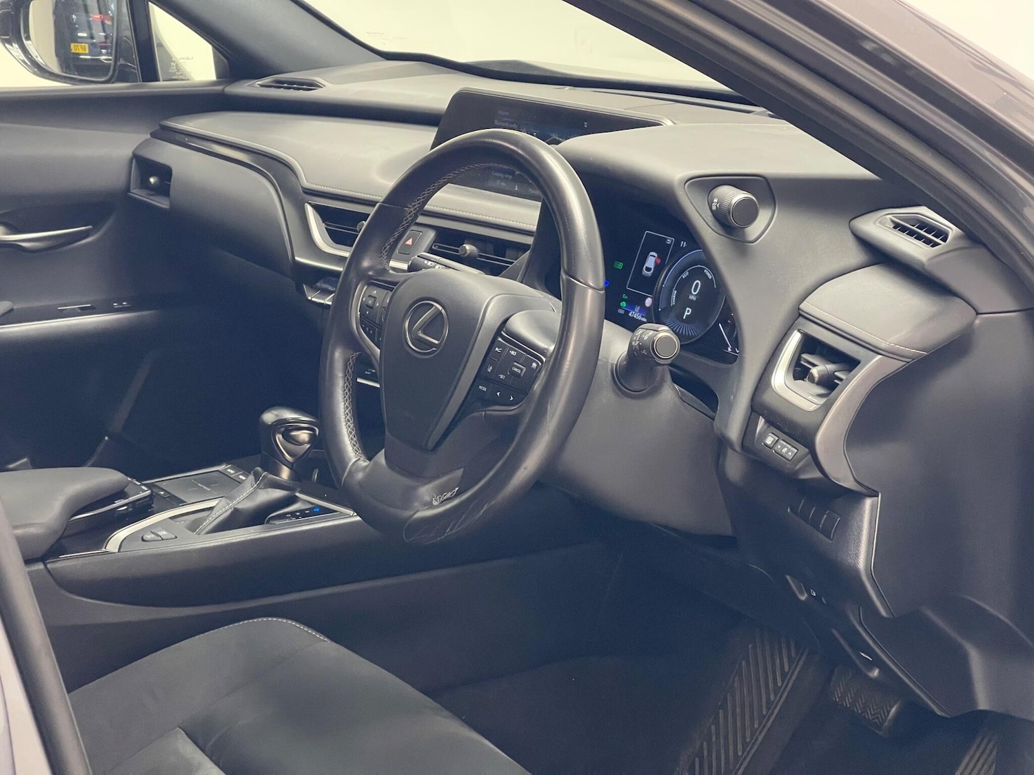 Used Lexus UX 2021 for sale - 76371186: Photo 7