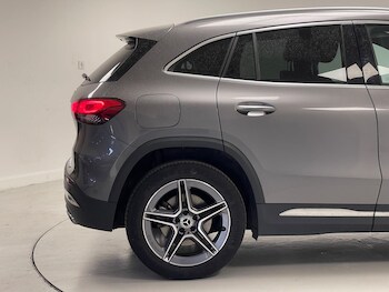 Used Mercedes-Benz GLA 2020 for sale - 76457636: Photo