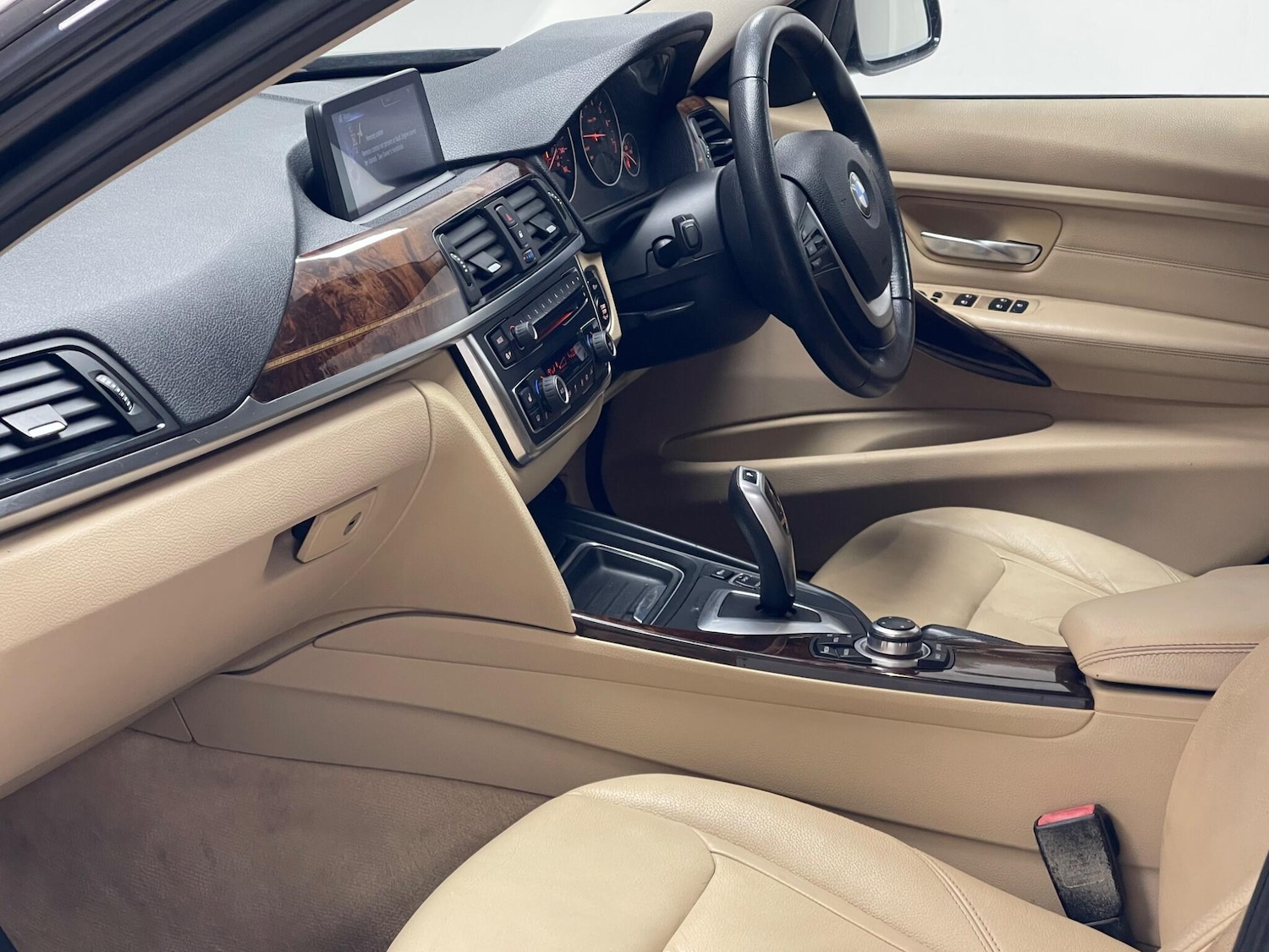 Used BMW 3 Series 2013 for sale - 76388172: Photo 11