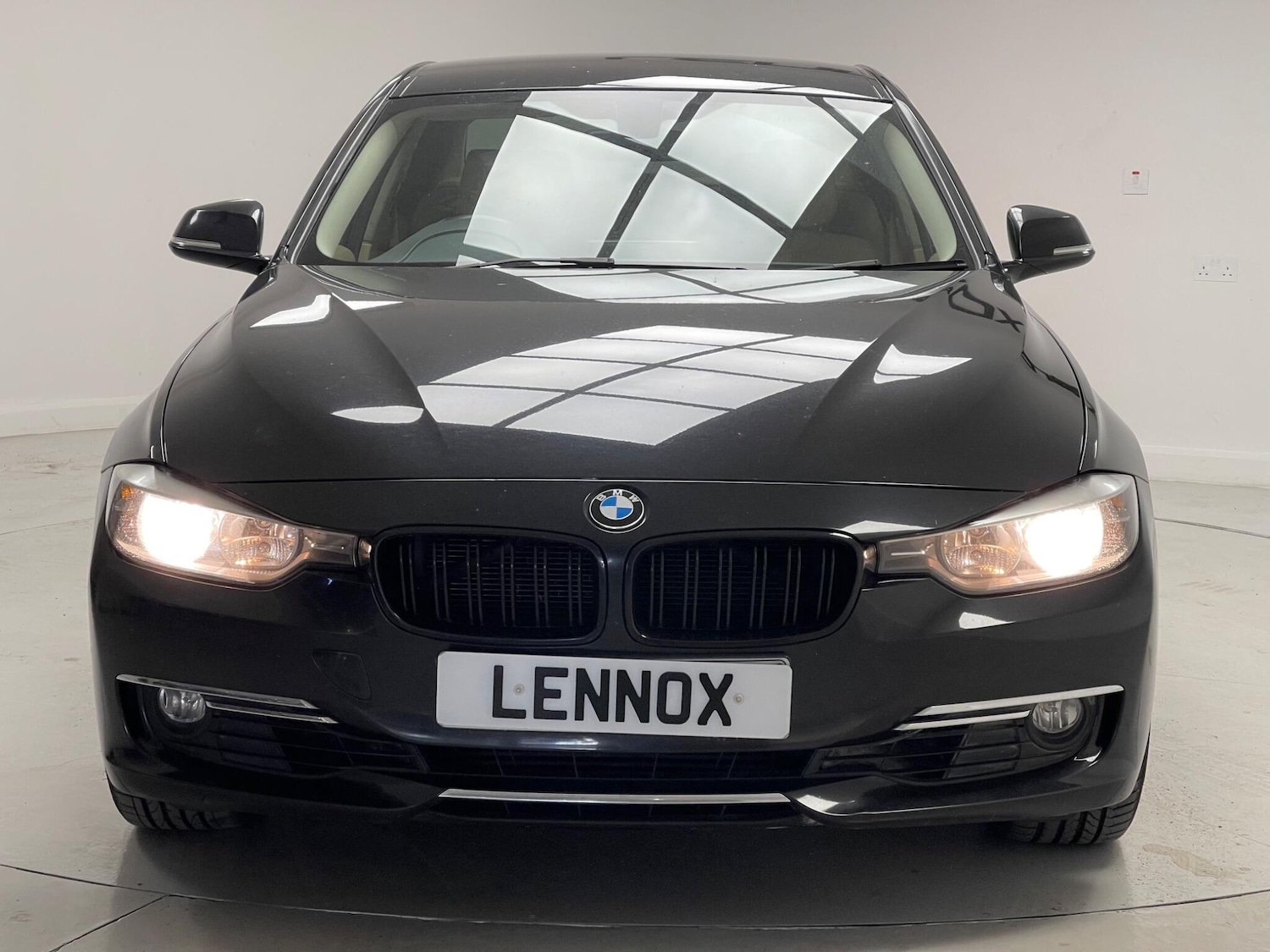 Used BMW 3 Series 2013 for sale - 76388172: Photo 2