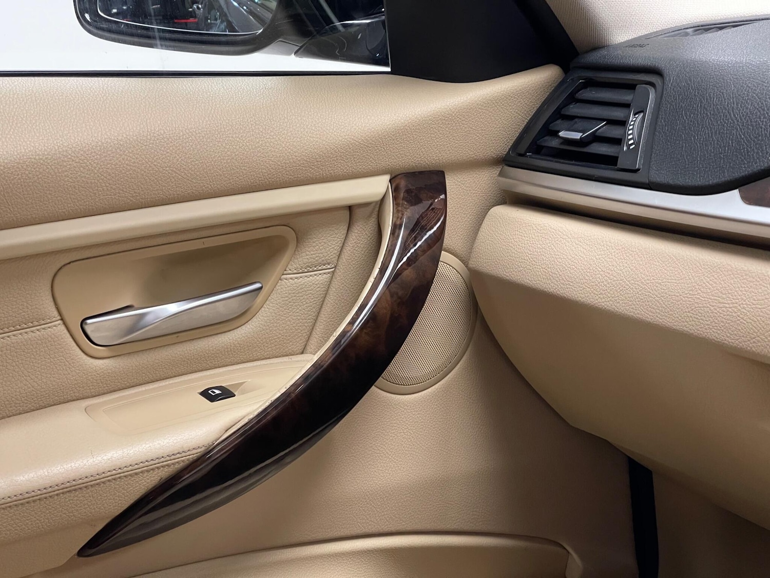 Used BMW 3 Series 2013 for sale - 76388172: Photo 27