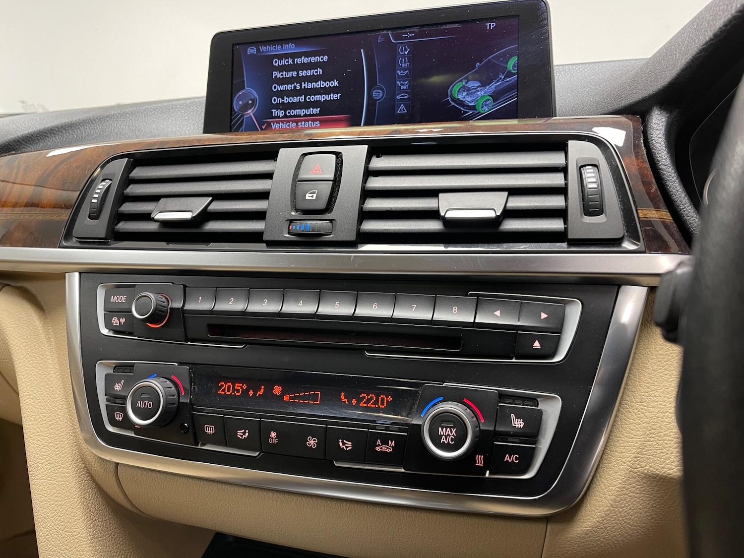 Used BMW 3 Series 2013 for sale - 76388172: Photo 31