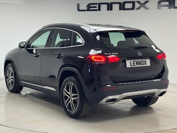 Used Mercedes-Benz GLA 2020 for sale - 77839400: Photo