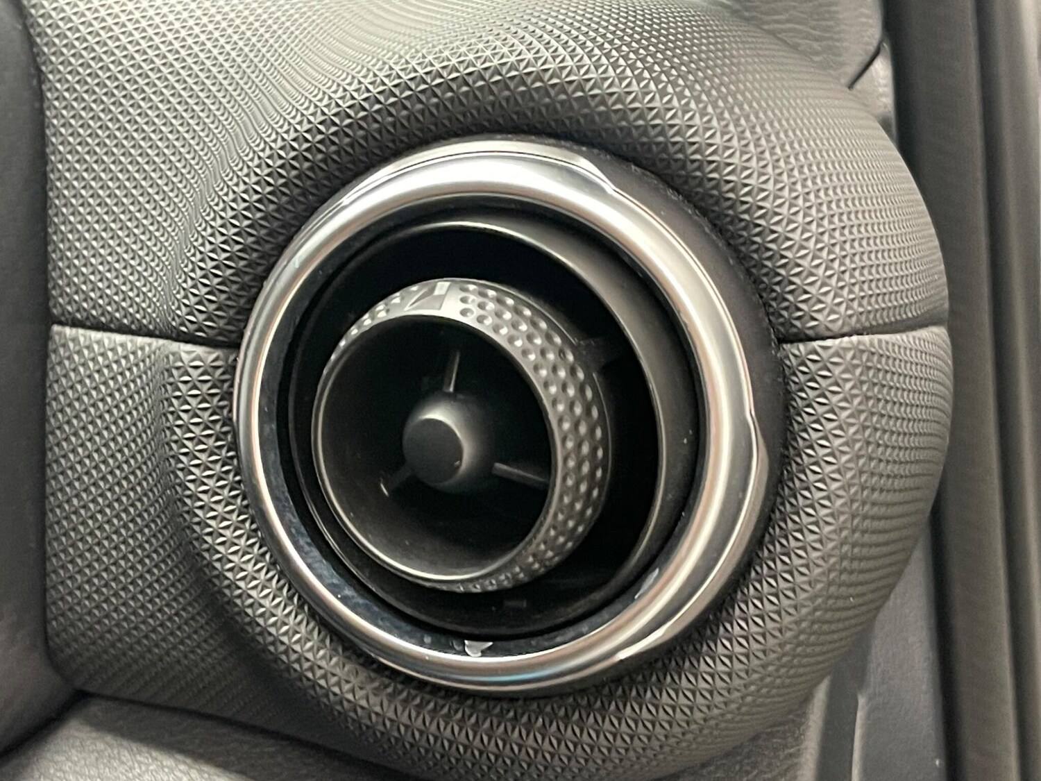 Used Nissan Juke 2024 for sale - 76227178: Photo 21