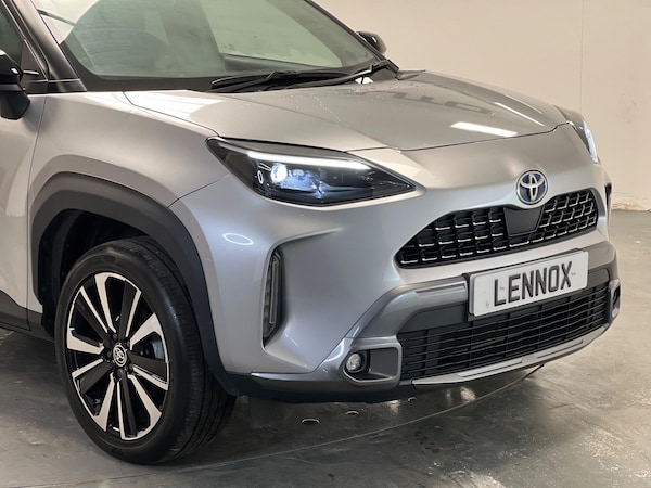 Used Toyota Yaris Cross 2022 for sale - 74838019: Photo 2