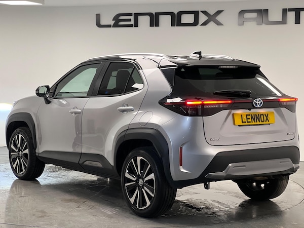 Used Toyota Yaris Cross 2022 for sale - 74838019: Photo 8