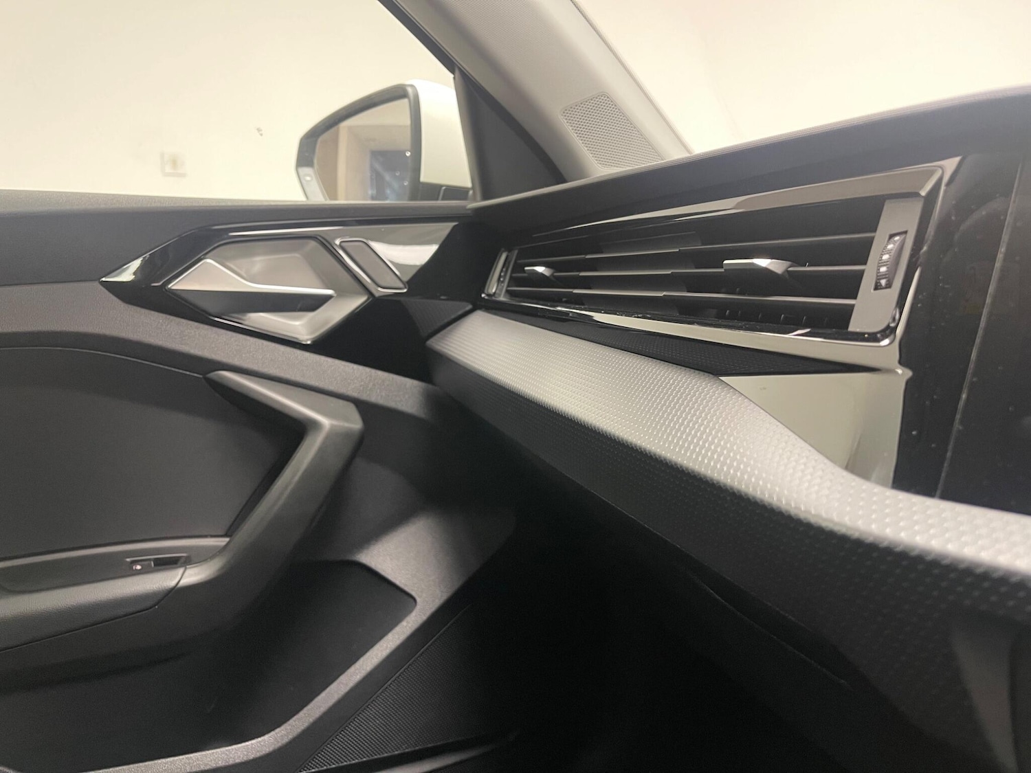 Used Audi A1 2023 for sale - 75991129: Photo 37