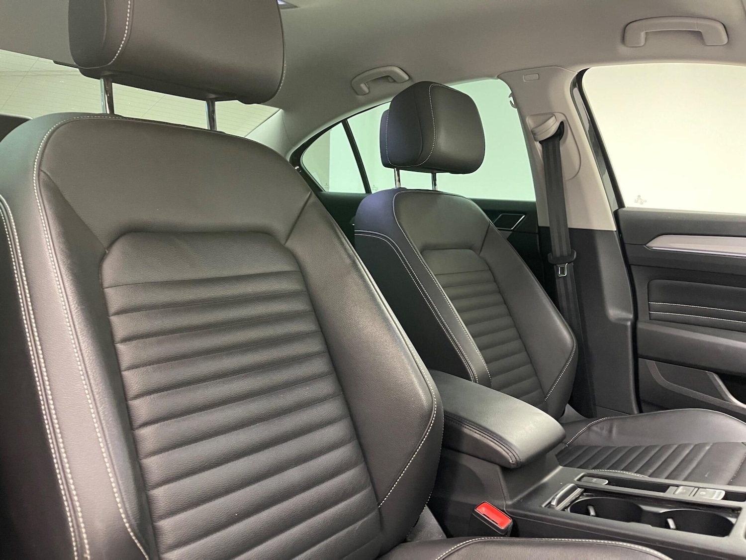 Used Volkswagen Passat 2022 for sale - 76458072: Photo 14