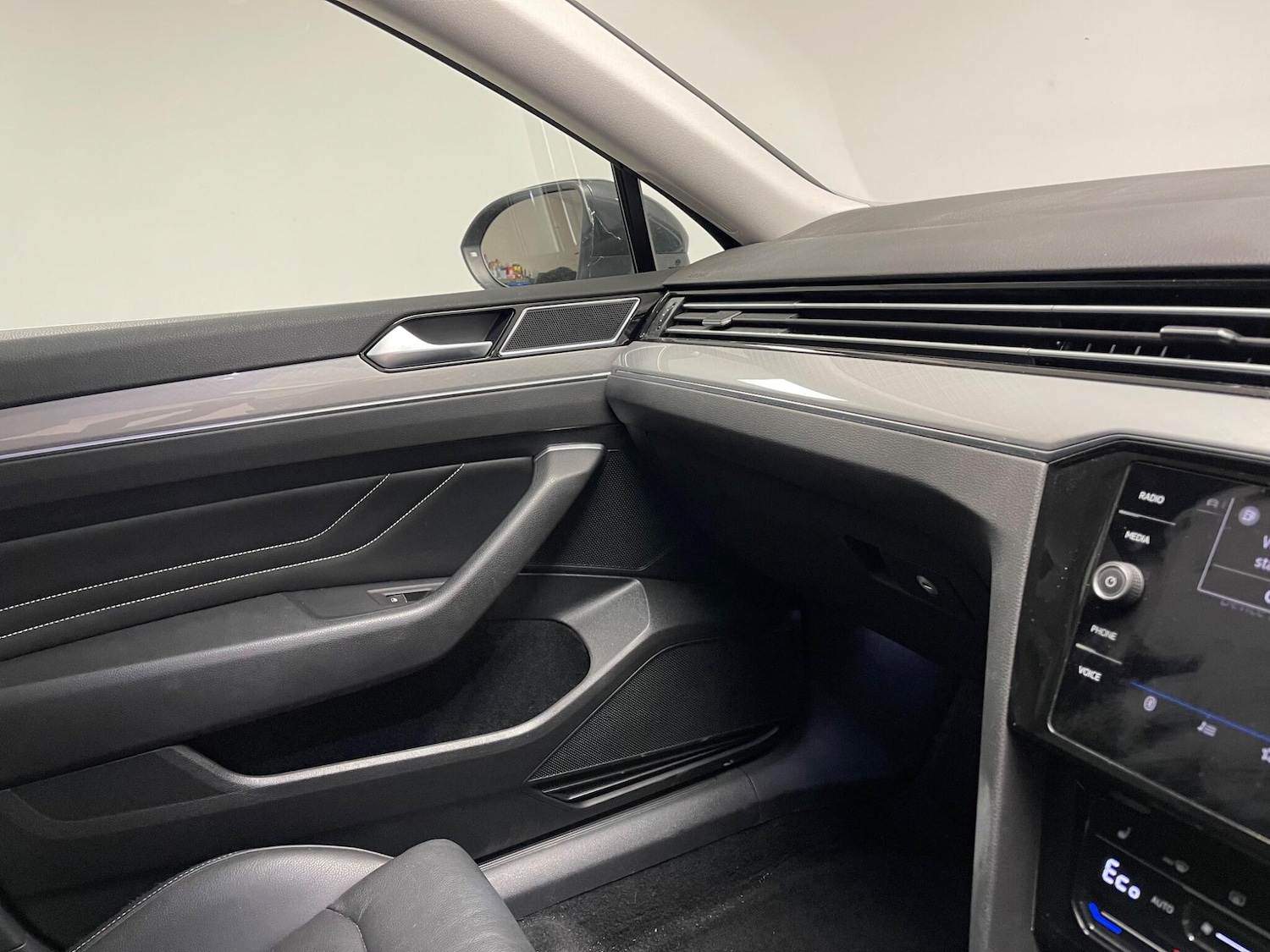 Used Volkswagen Passat 2022 for sale - 76458072: Photo 48