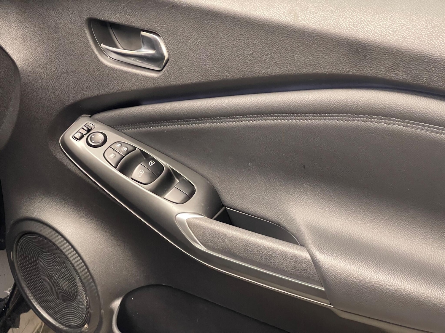 Used Nissan Juke 2024 for sale - 77120203: Photo 28