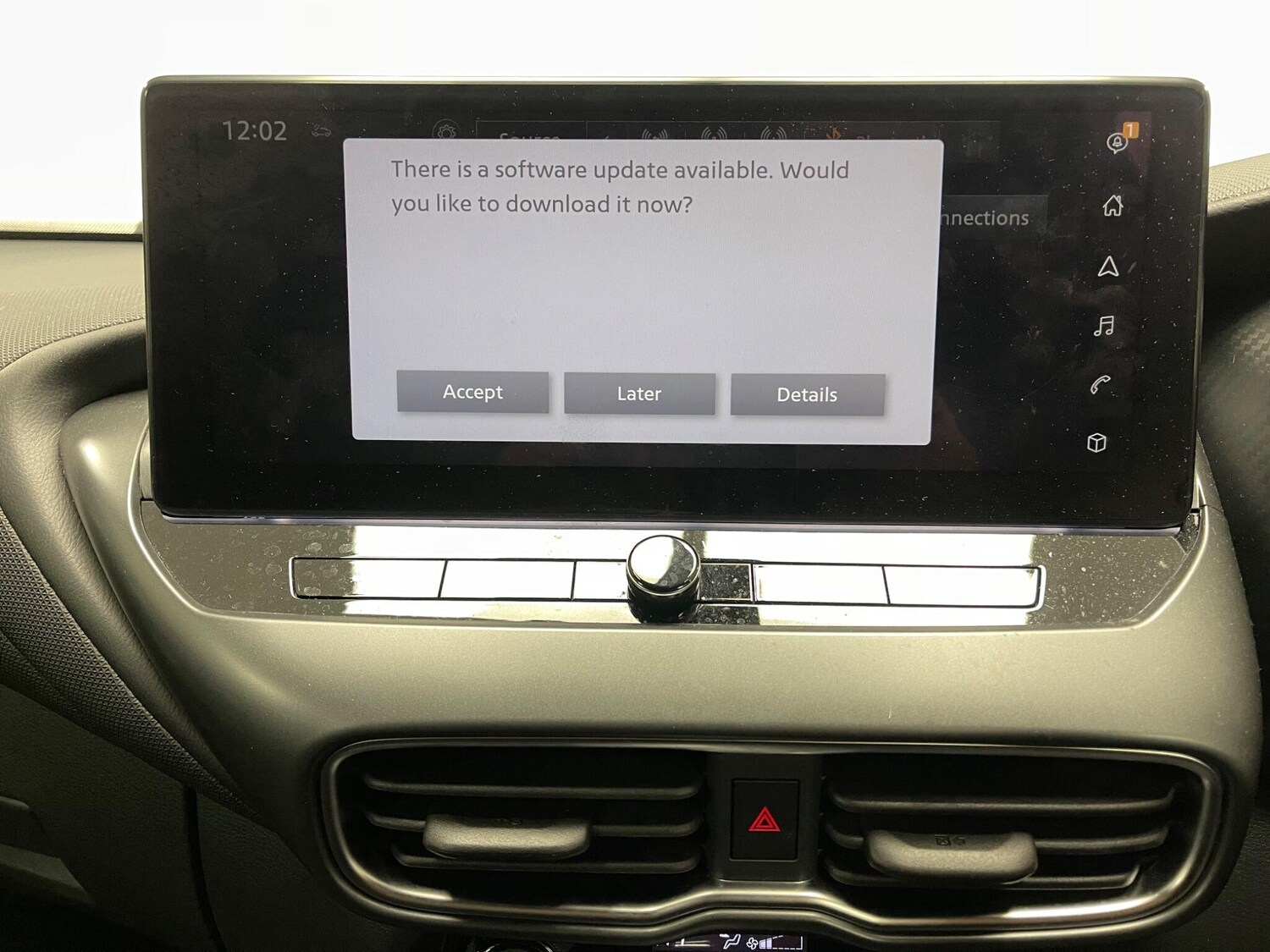 Used Nissan Juke 2024 for sale - 77120203: Photo 32