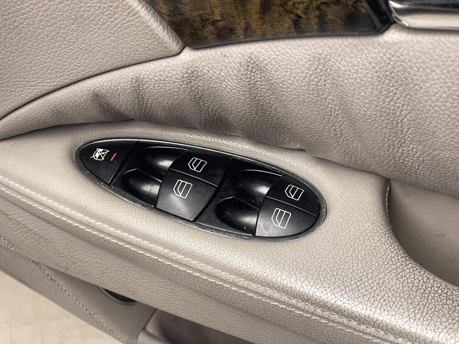 Used Mercedes-Benz E Class 2004 for sale - 78073041: Photo 17