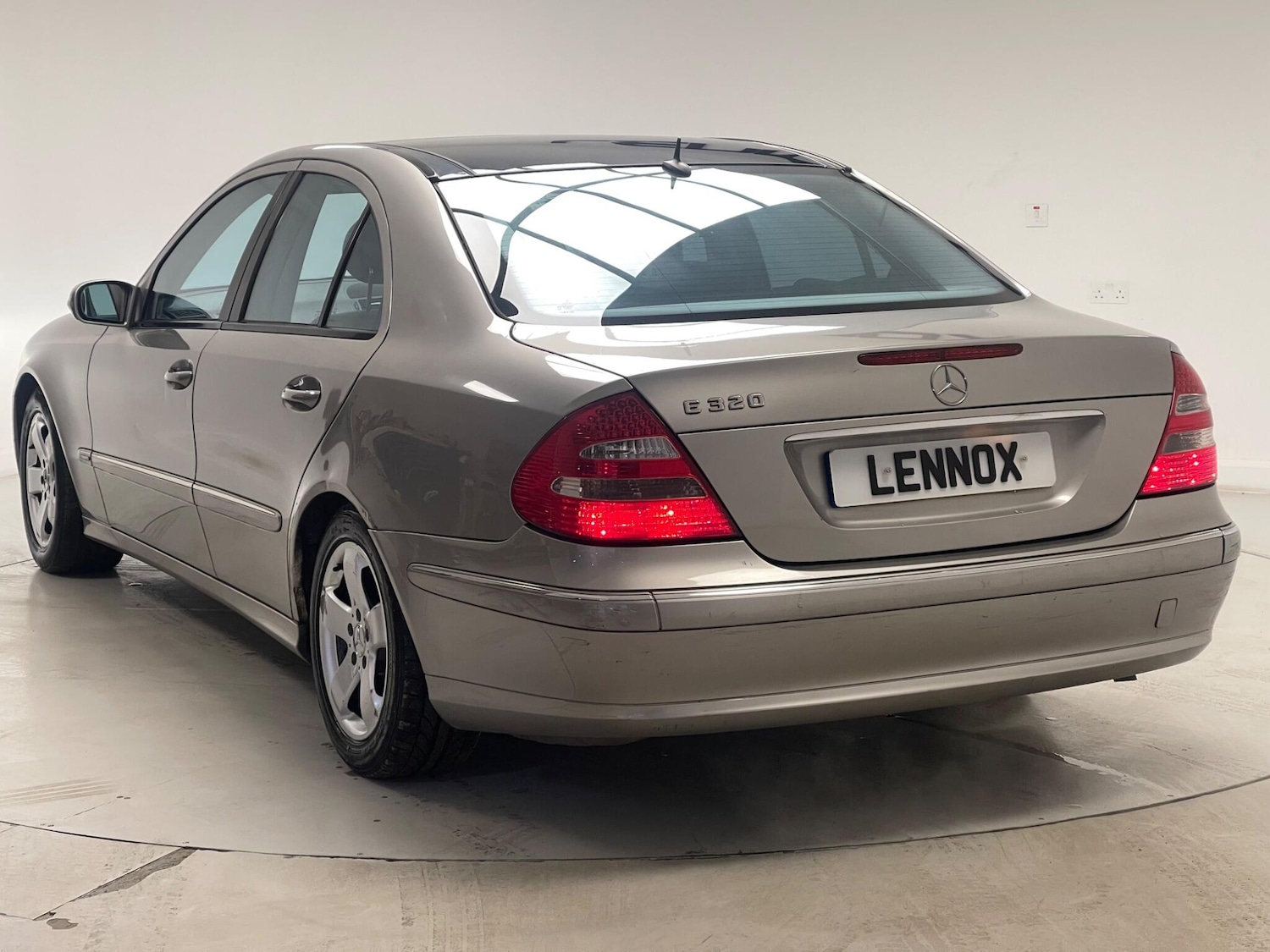 Used Mercedes-Benz E Class 2004 for sale - 78073041: Photo 5