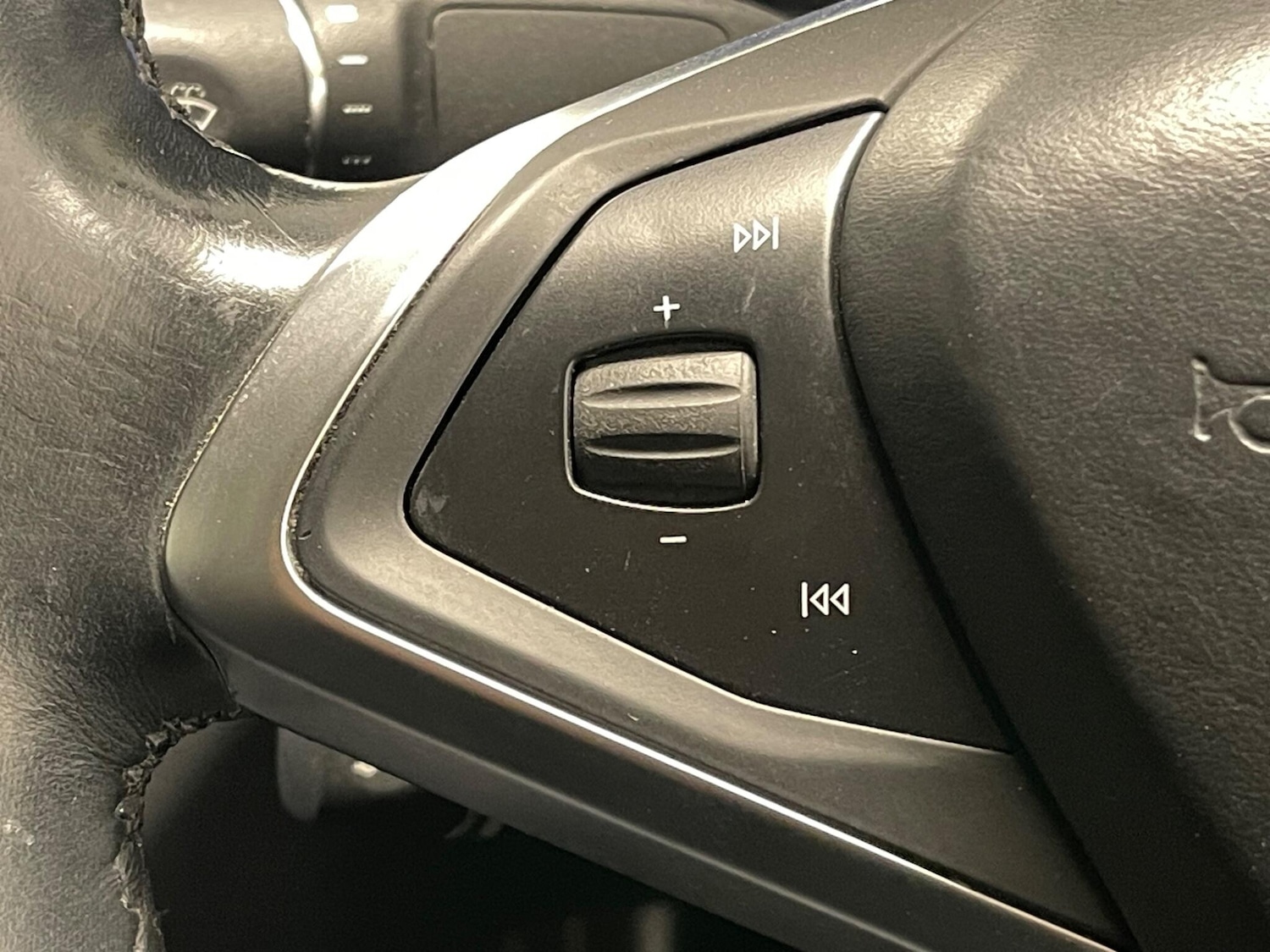 Used Tesla Model S 2017 for sale - 76990776: Photo 13