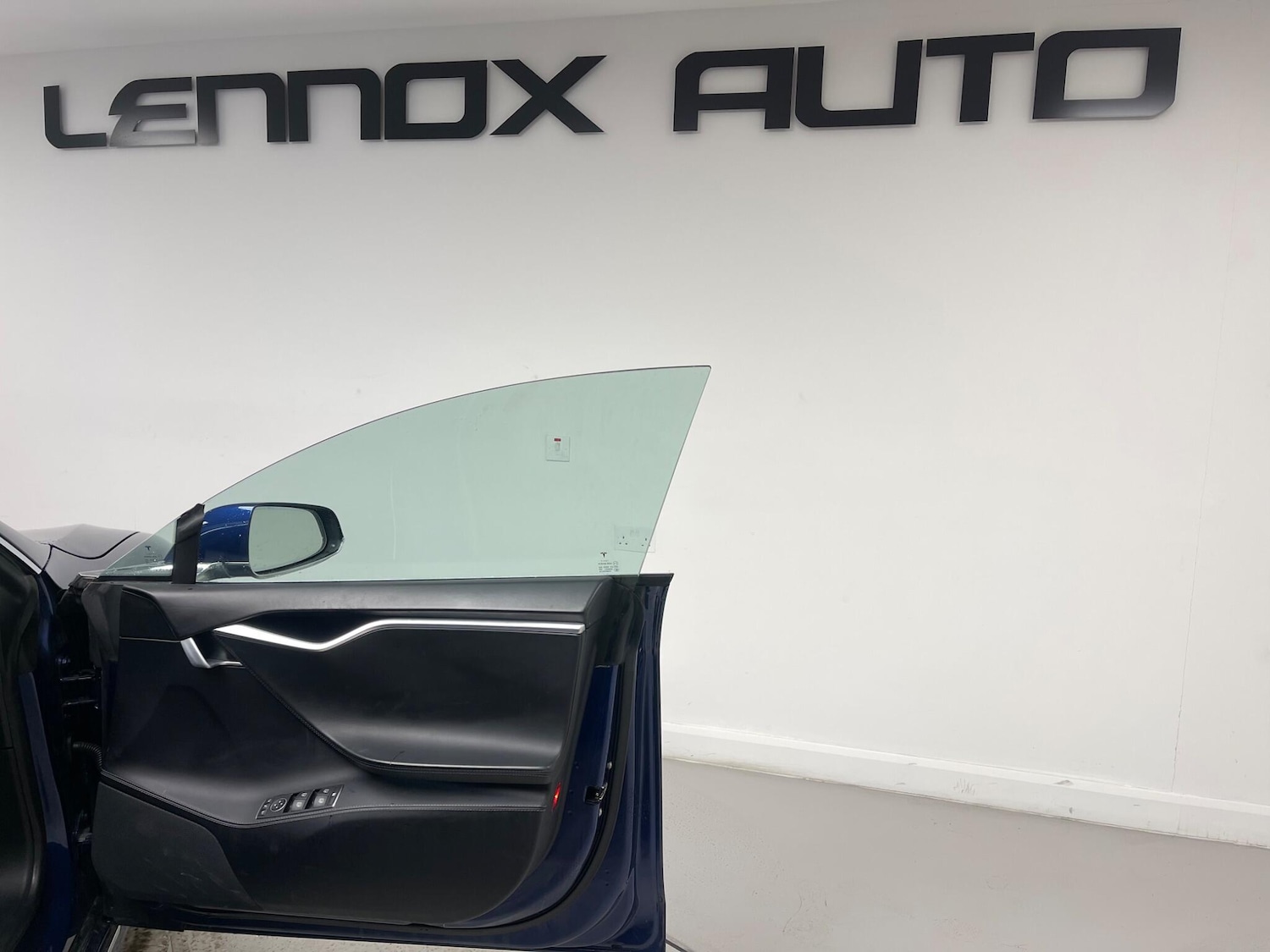 Used Tesla Model S 2017 for sale - 76990776: Photo 35