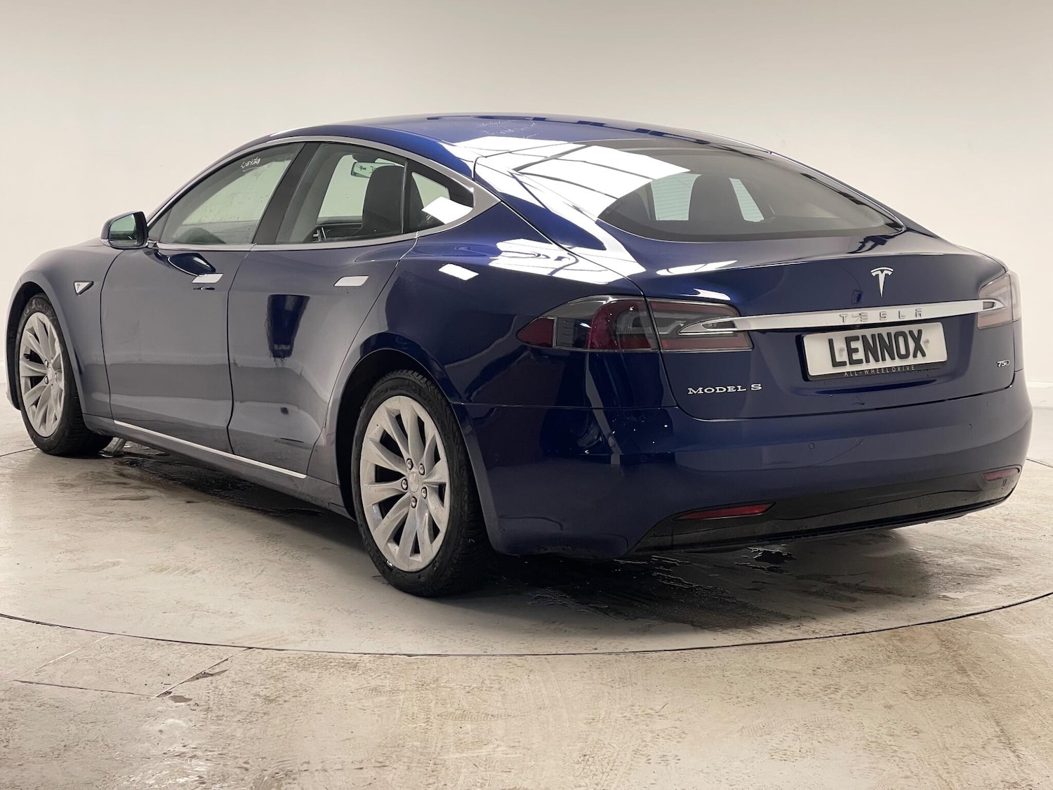 Used Tesla Model S 2017 for sale - 76990776: Photo 4