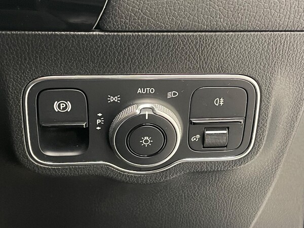 Used Mercedes-Benz EQA 2021 for sale - 76307636: Photo 22