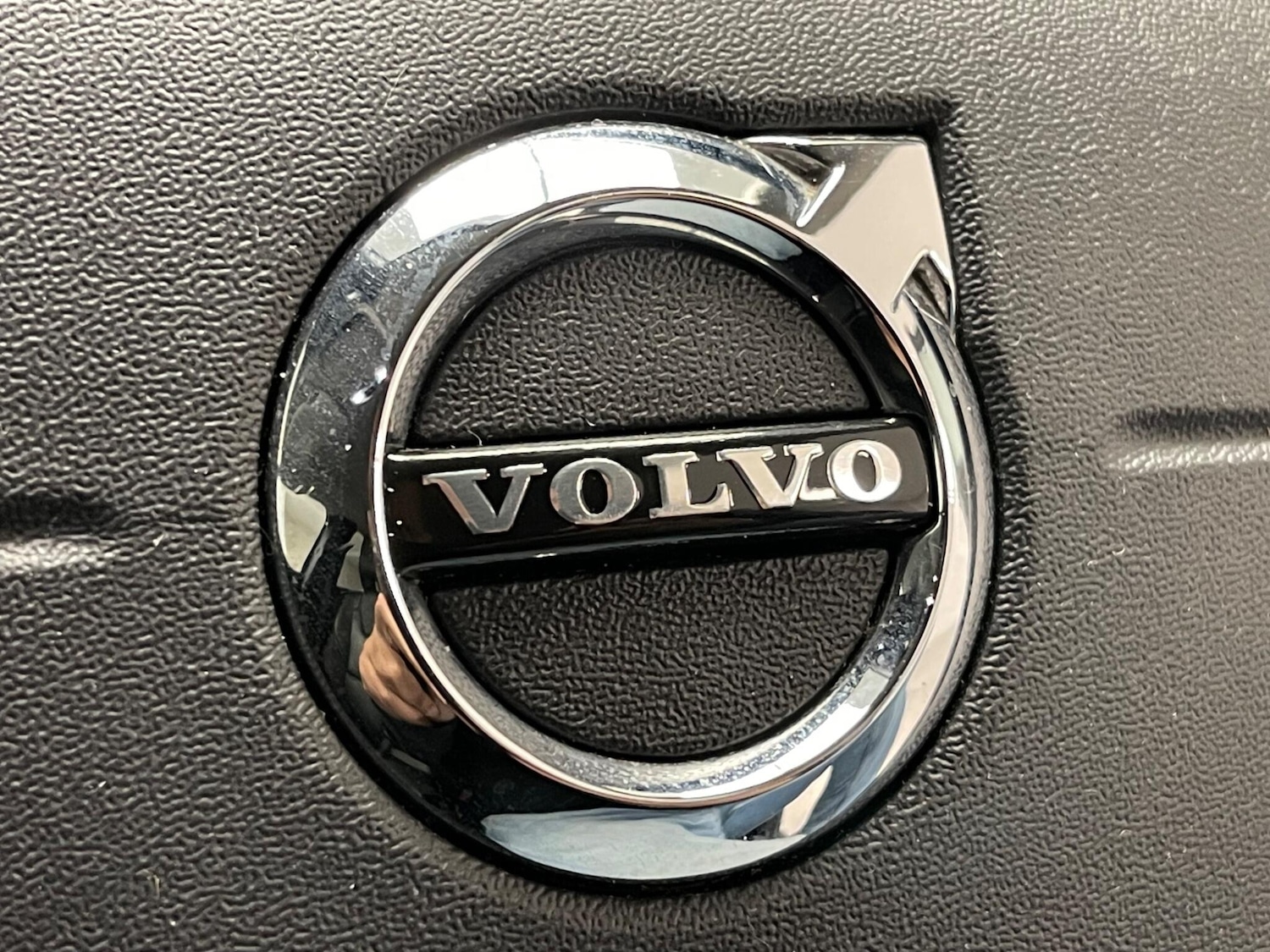 Used Volvo V40 Cross Country 2017 for sale - 75707555: Photo 31