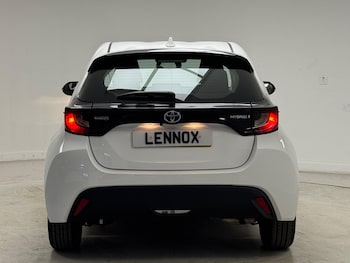 Used Toyota Yaris 2024 for sale - 78362772: Photo