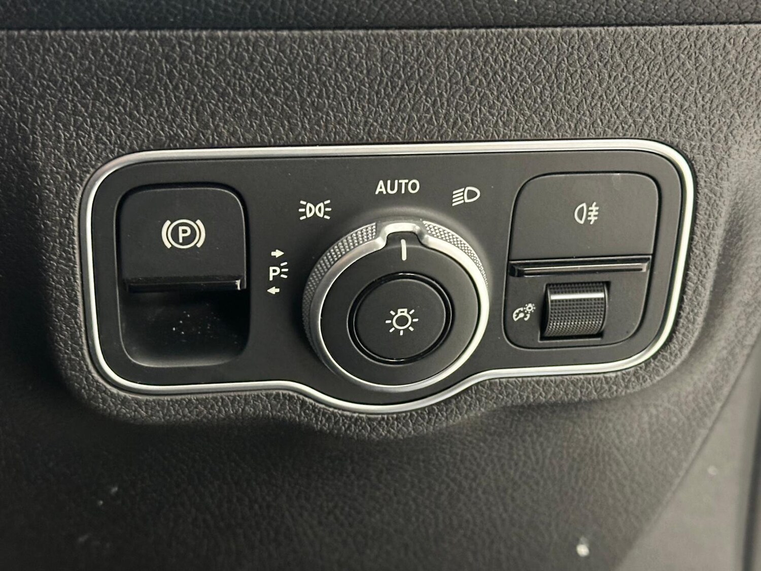 Used Mercedes-Benz GLB 2023 for sale - 77510925: Photo 20