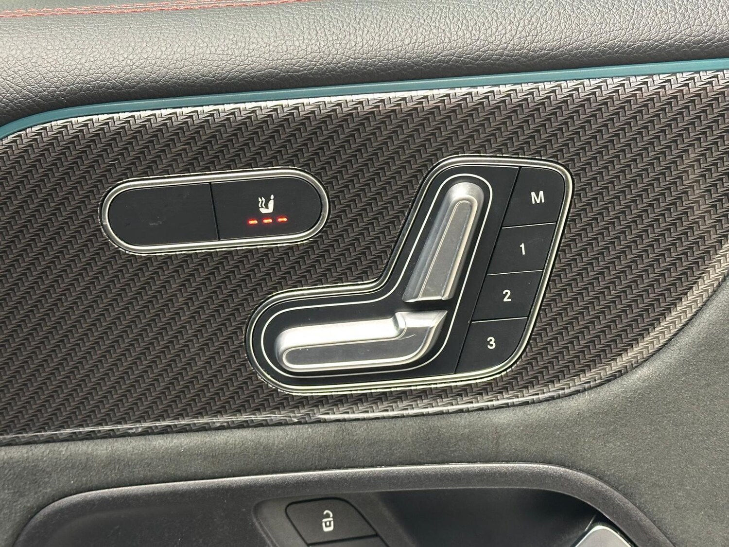 Used Mercedes-Benz GLB 2023 for sale - 77510925: Photo 21