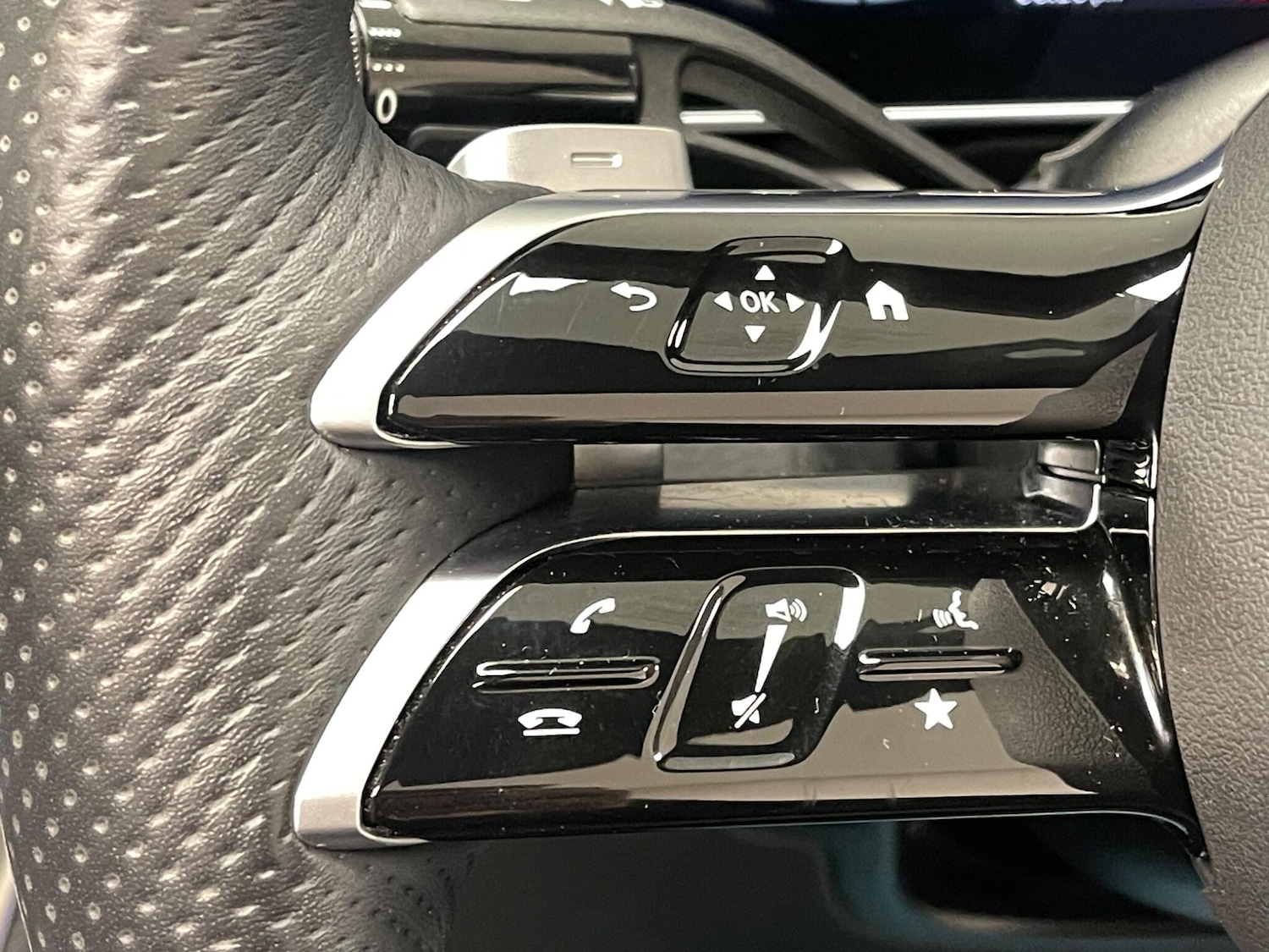 Used Mercedes-Benz GLC 2024 for sale - 77163338: Photo 23