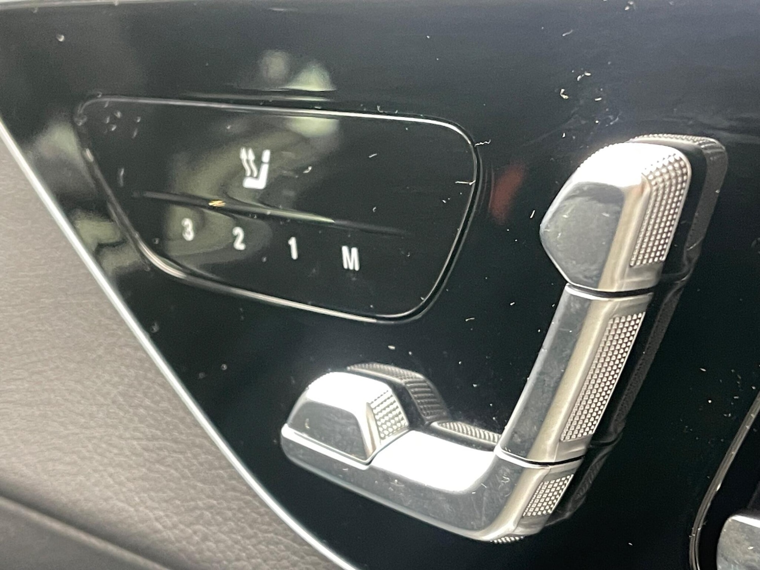 Used Mercedes-Benz GLC 2024 for sale - 77163338: Photo 25