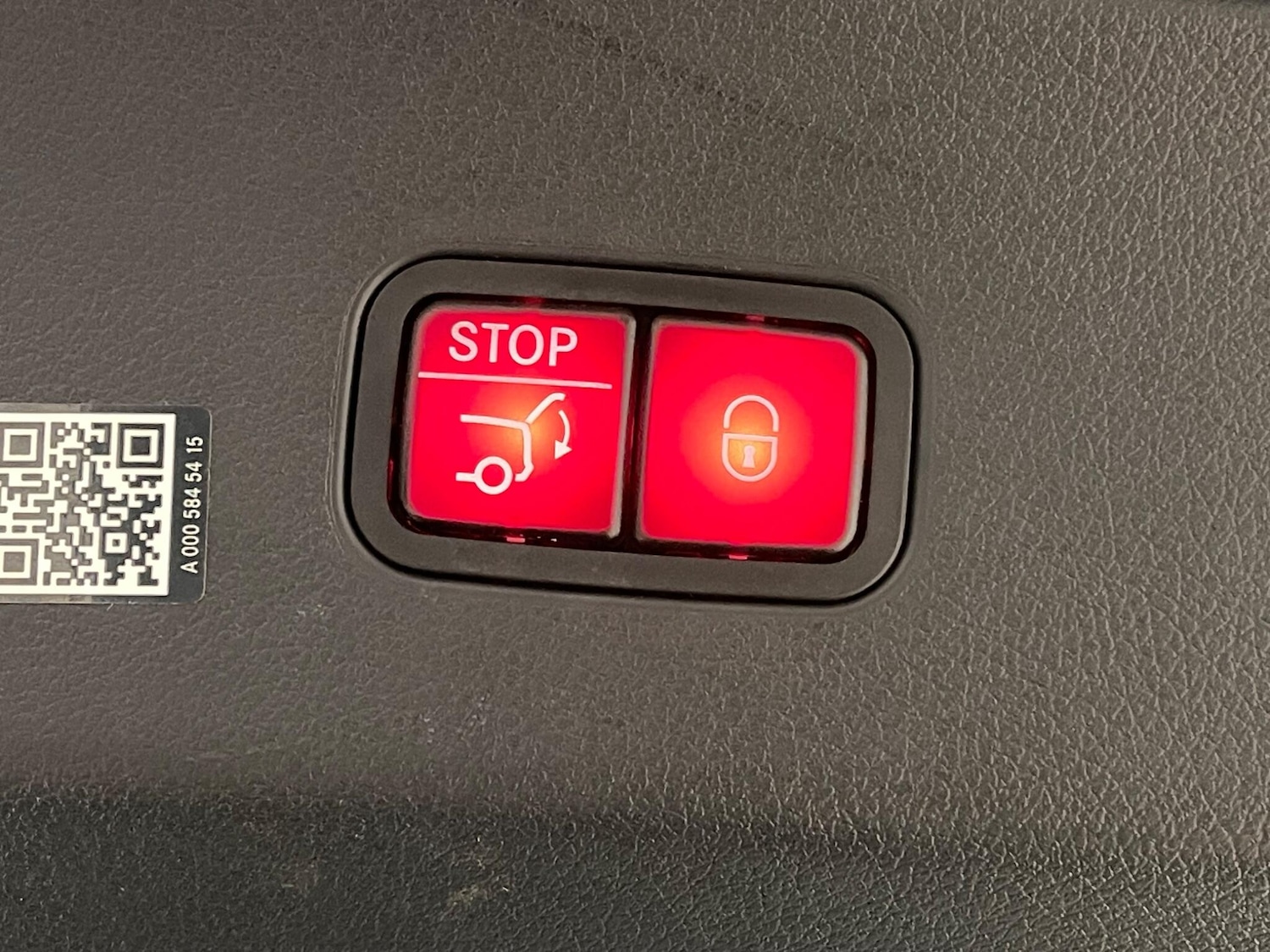 Used Mercedes-Benz GLC 2024 for sale - 77163338: Photo 30