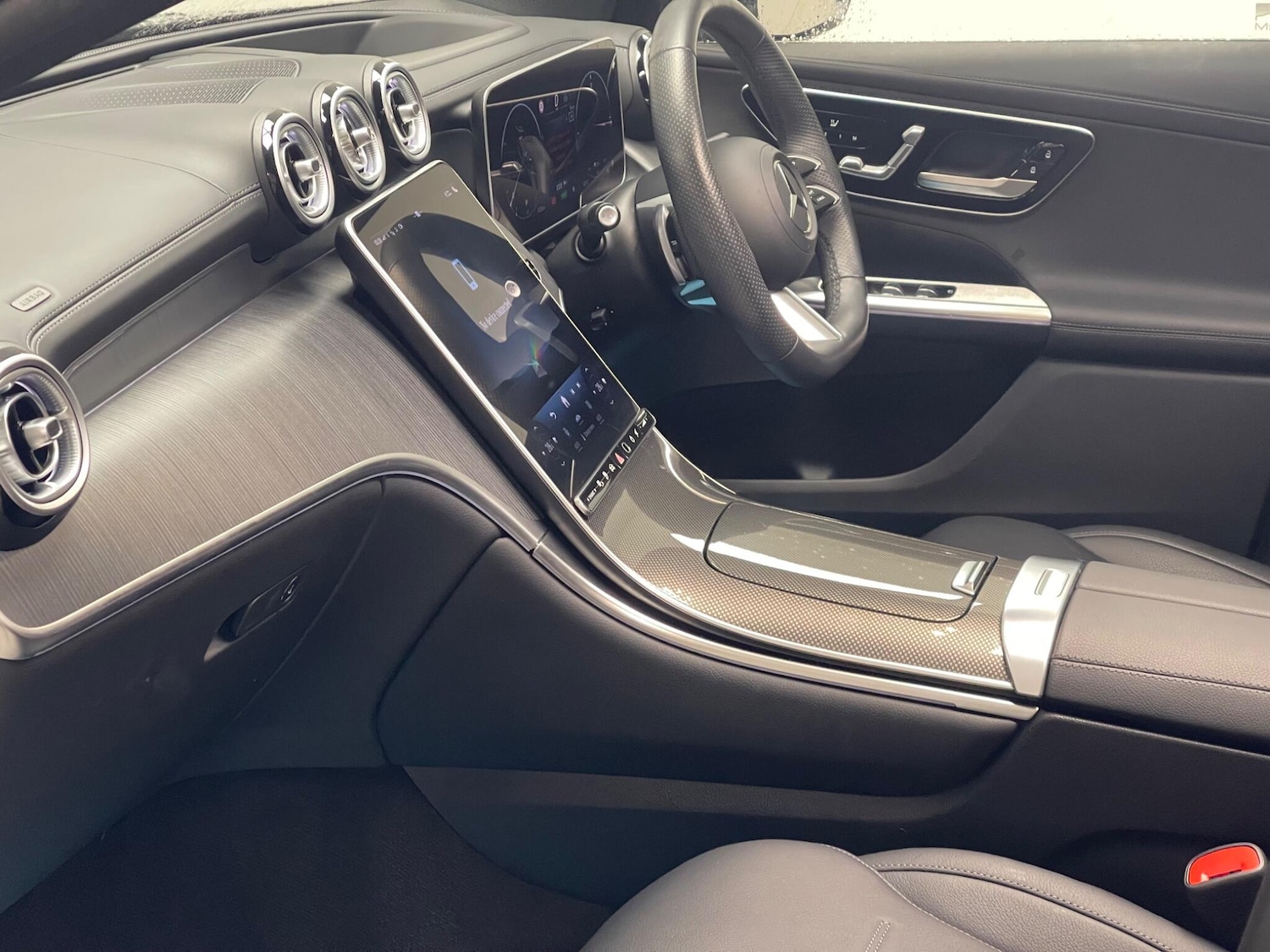 Used Mercedes-Benz GLC 2024 for sale - 77163338: Photo 9