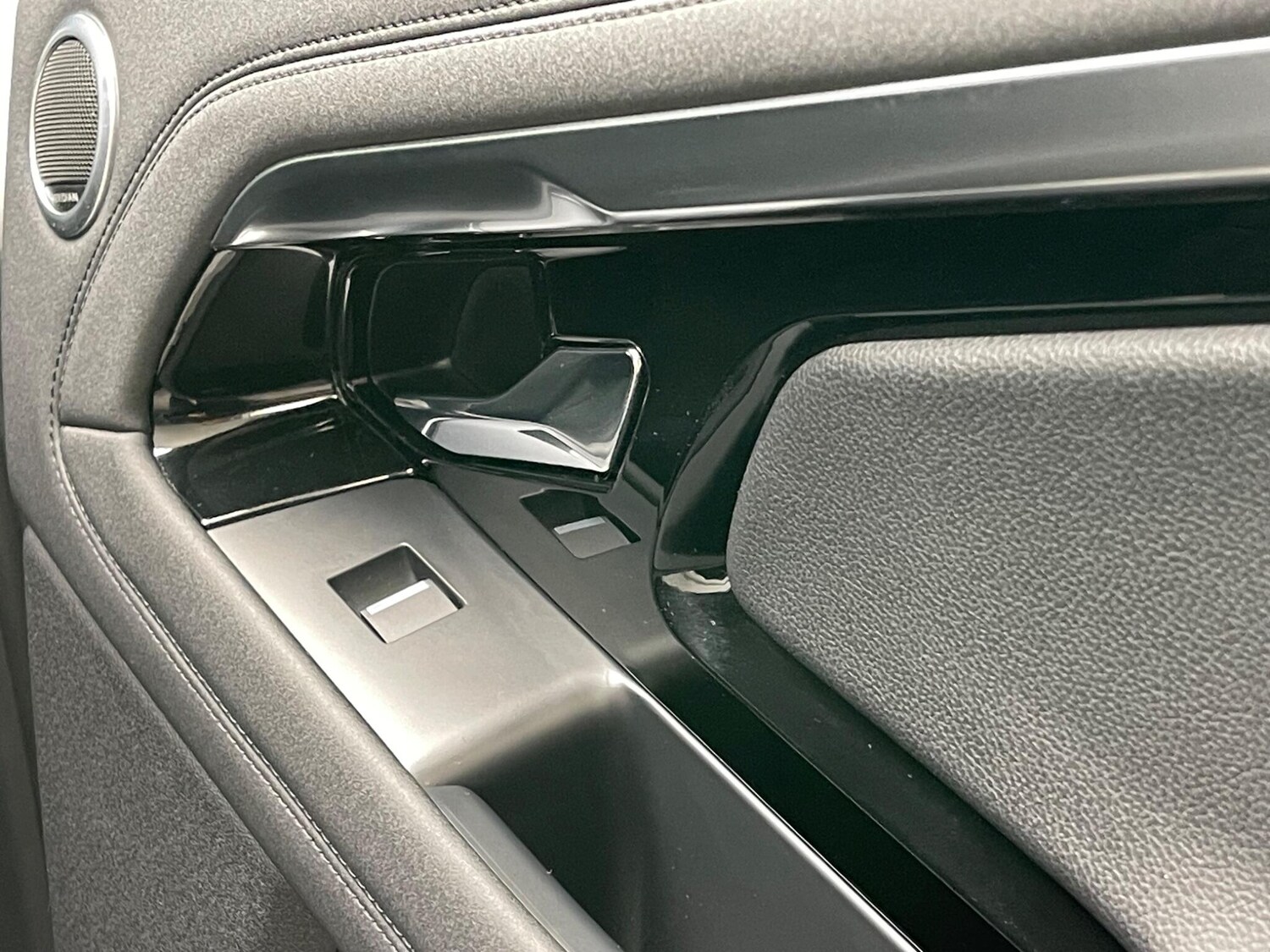 Used Land Rover Range Rover Evoque 2022 for sale - 77612311: Photo 16