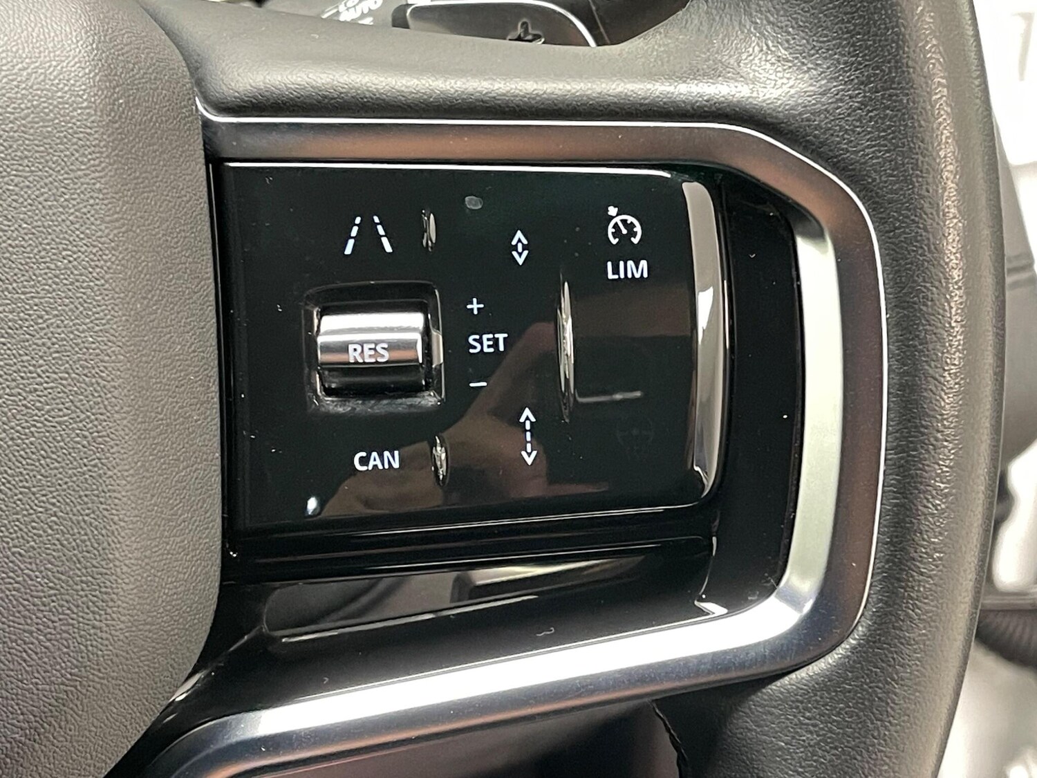 Used Land Rover Range Rover Evoque 2022 for sale - 77612311: Photo 21