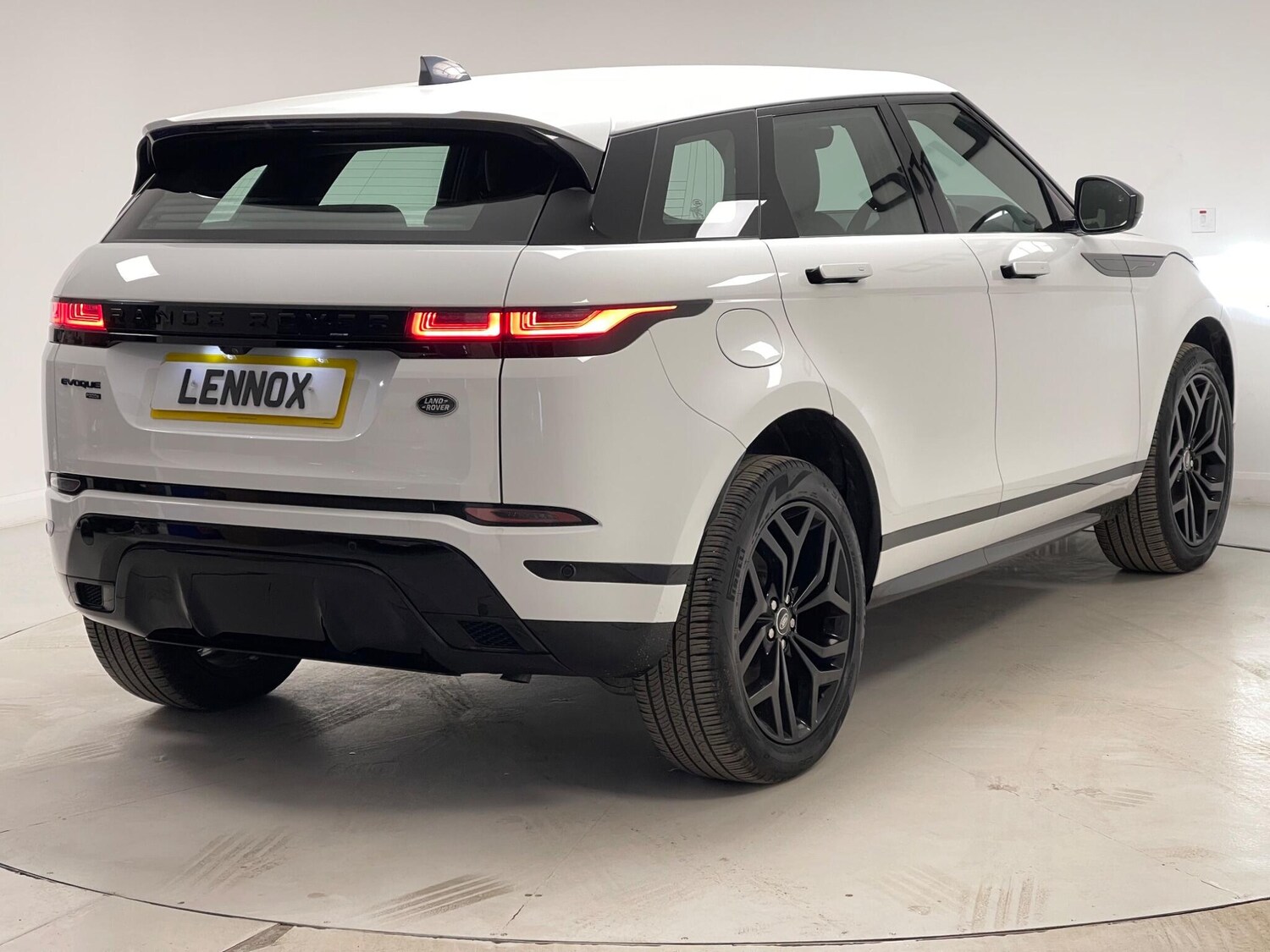 Used Land Rover Range Rover Evoque 2022 for sale - 77612311: Photo 6