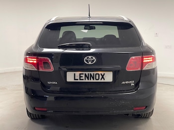 Used Toyota Avensis 2010 for sale - 77574987: Photo