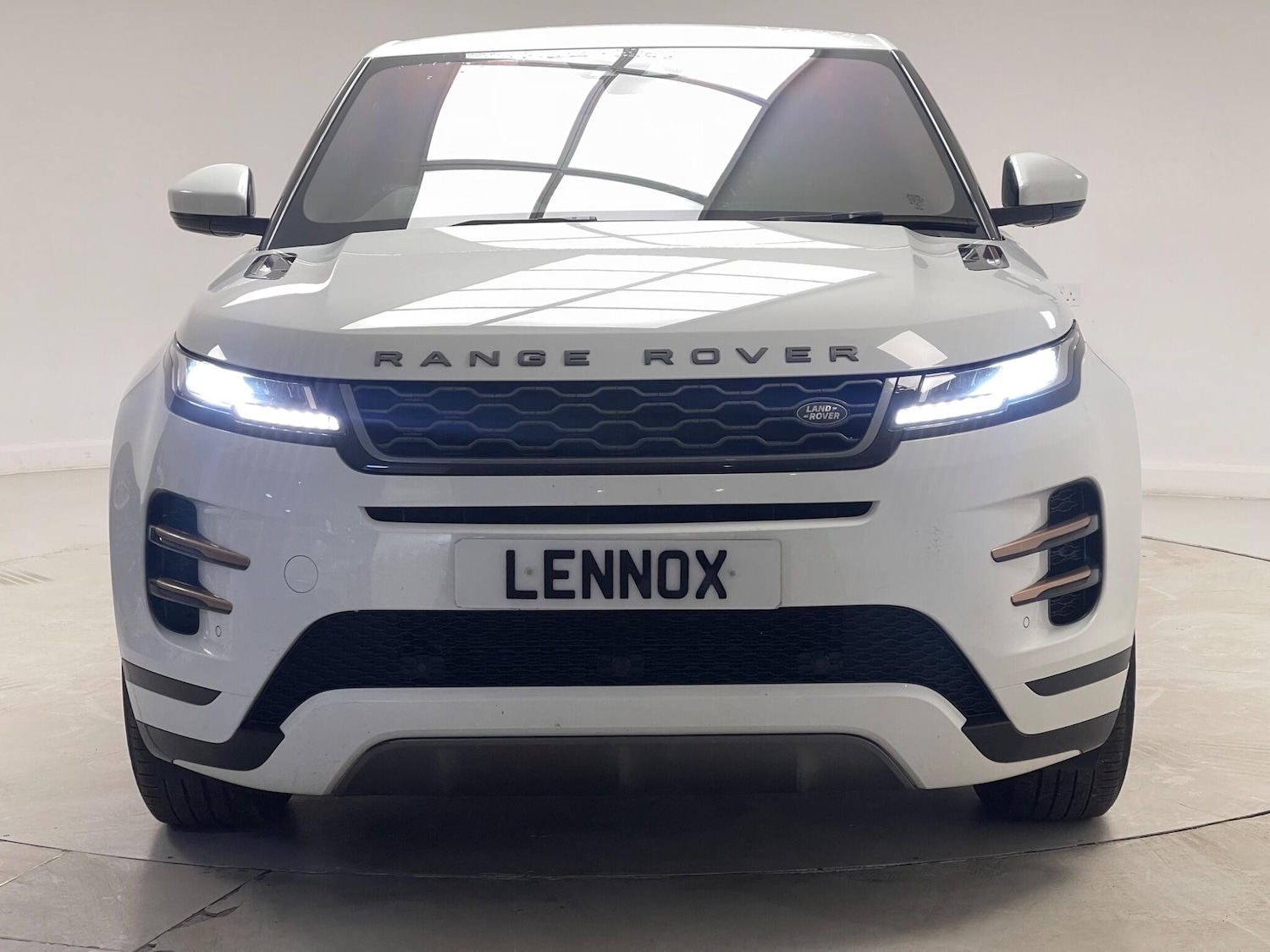 Used Land Rover Range Rover Evoque 2021 for sale - 77278948: Photo 2