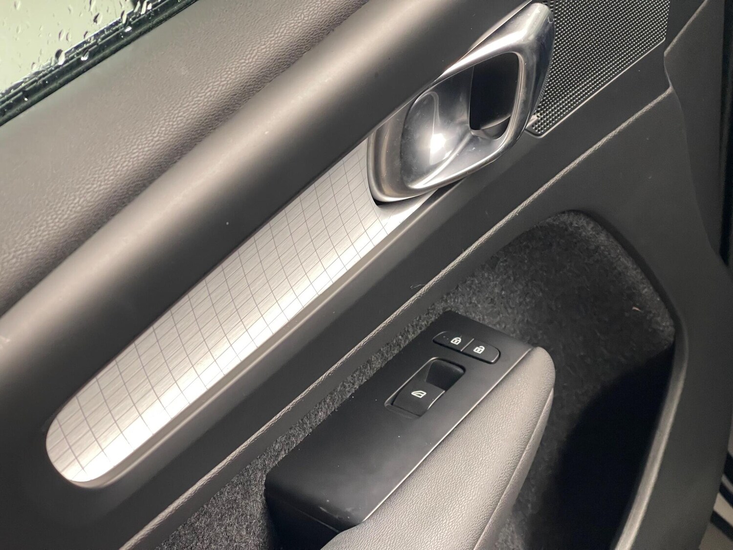 Used Volvo XC40 for sale - 77659154: Photo 23