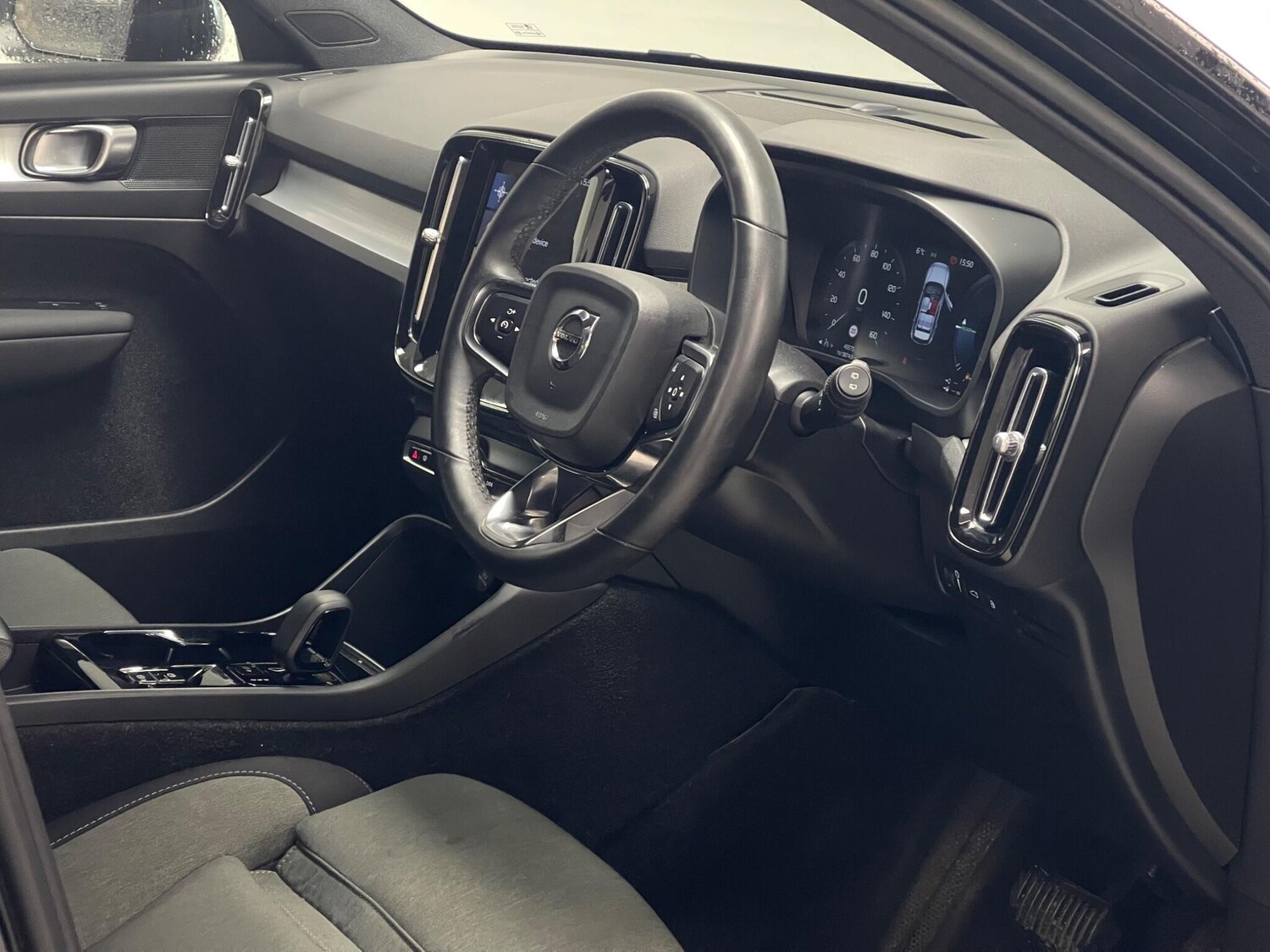 Used Volvo XC40 for sale - 77659154: Photo 38