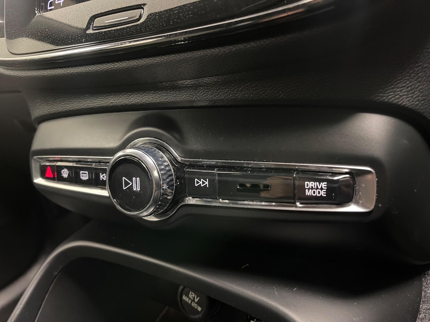 Used Volvo XC40 2022 for sale - 77144381: Photo 9