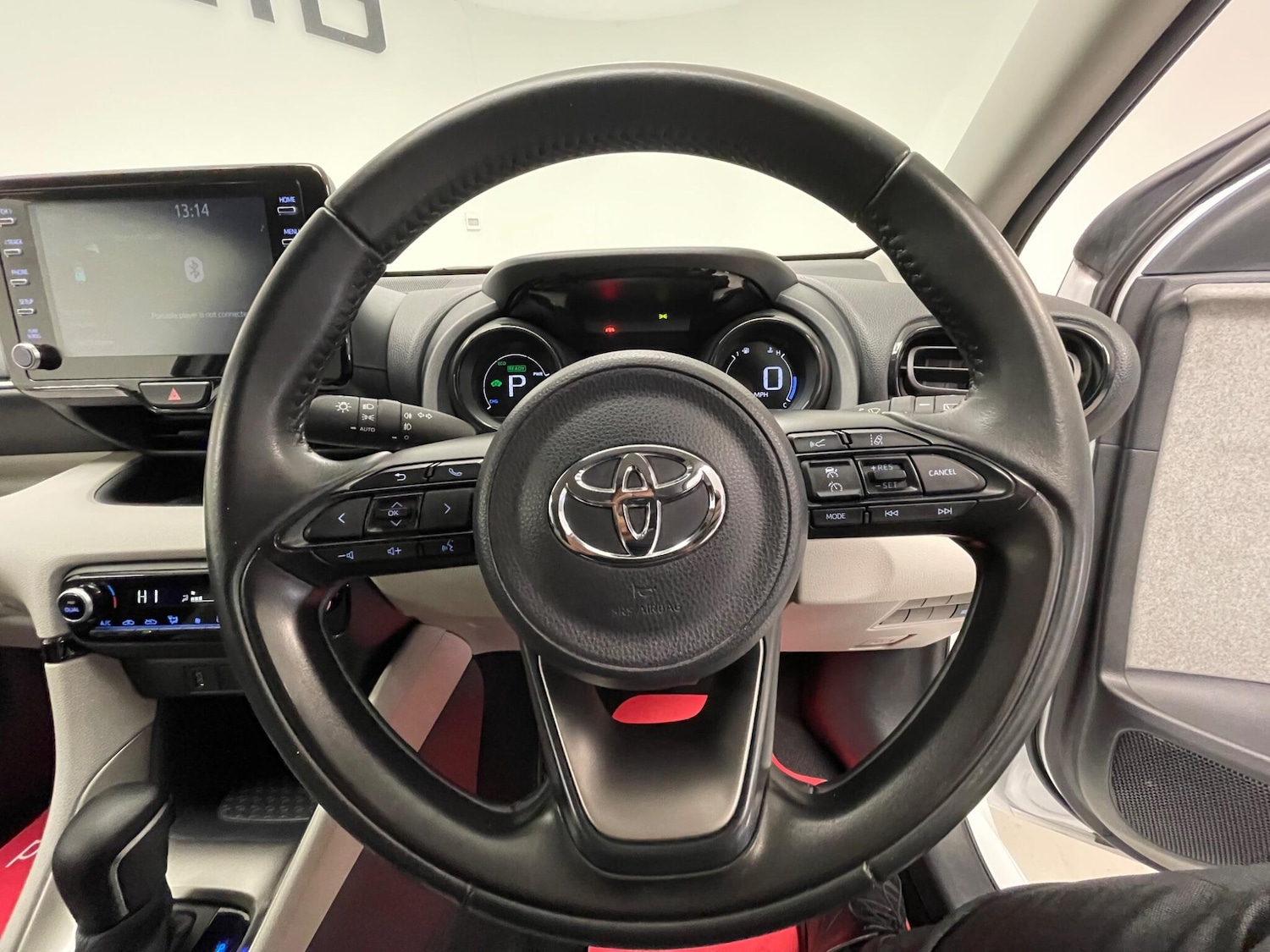 Used Toyota Yaris 2020 for sale - 76549038: Photo 19