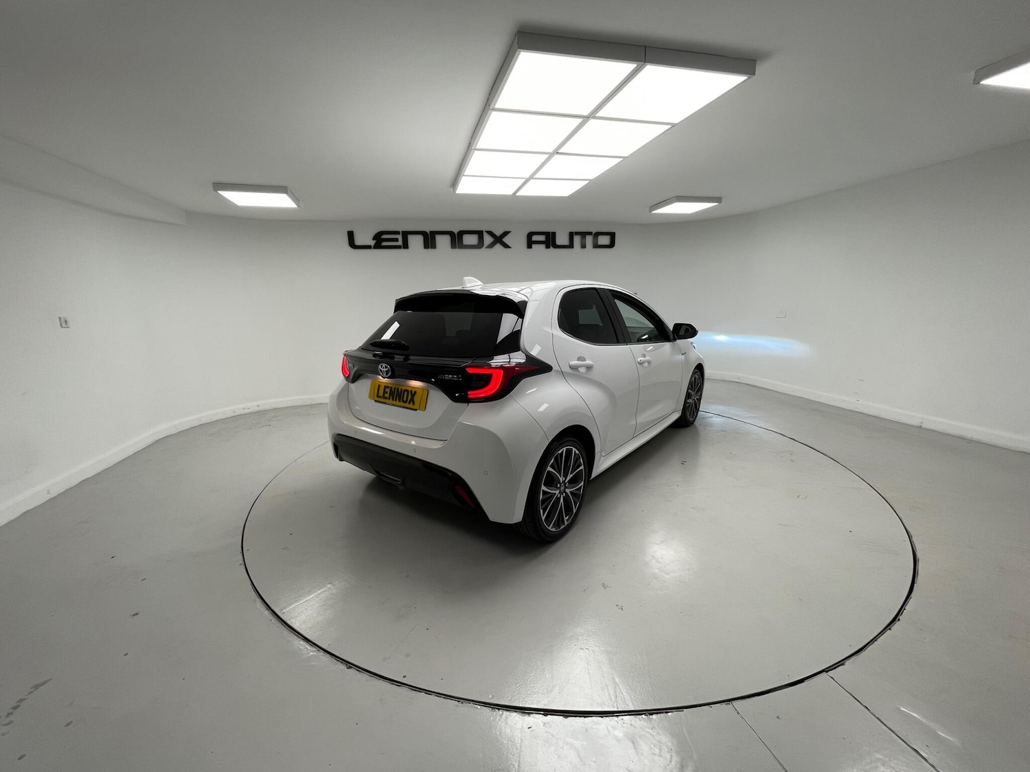 Used Toyota Yaris 2020 for sale - 76549038: Photo 31