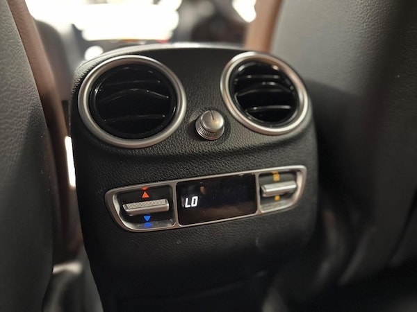Used Mercedes-Benz GLC 2021 for sale - 72789663: Photo 26