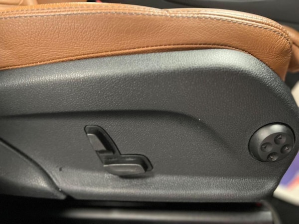 Used Mercedes-Benz GLC 2021 for sale - 72789663: Photo 28