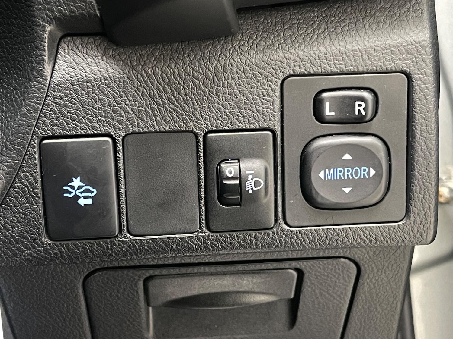 Used Toyota Auris 2017 for sale - 77351379: Photo 19