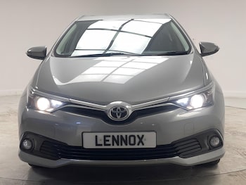 Used Toyota Auris 2017 for sale - 77351379: Photo