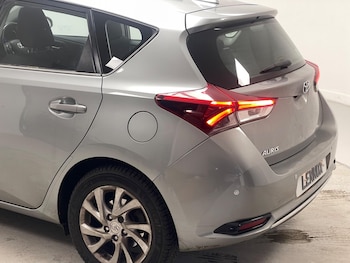 Used Toyota Auris 2017 for sale - 77351379: Photo